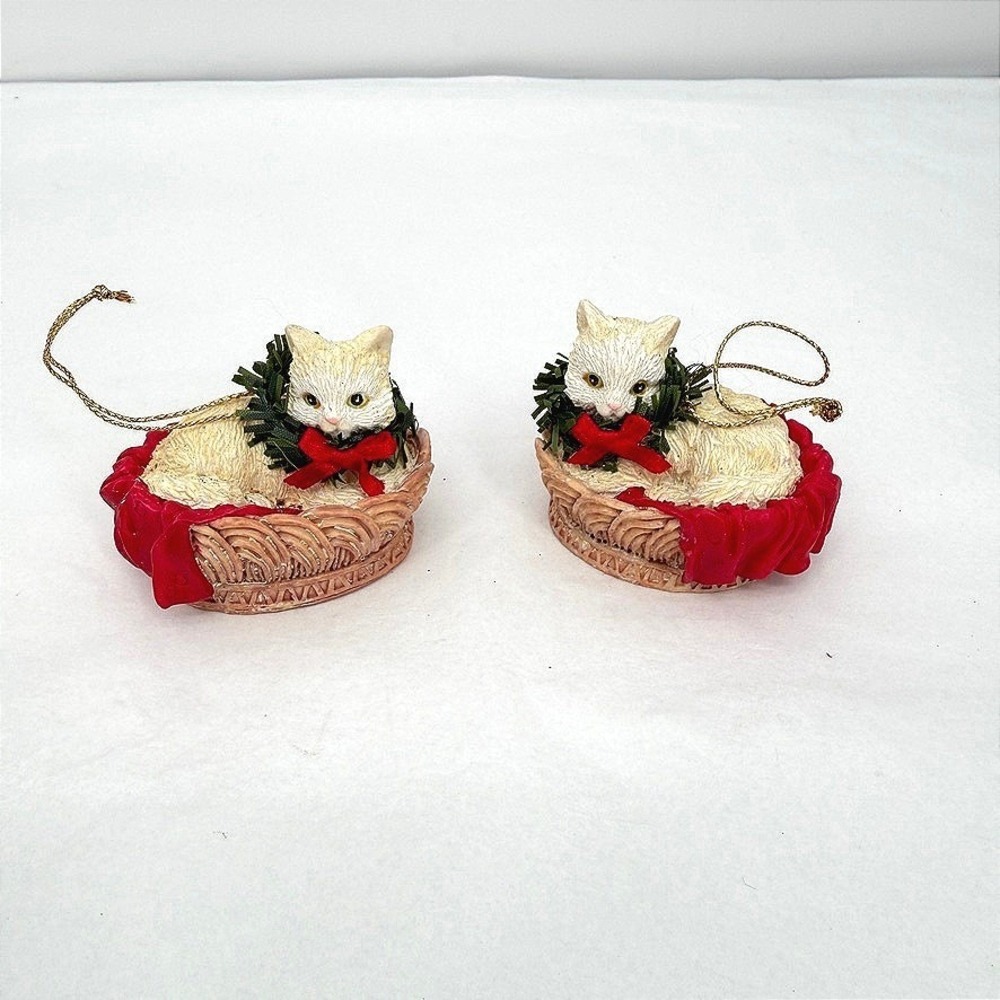 Christmas Ornament White Cat in Basket Red Bow Set of 2 Festive Holiday Decor